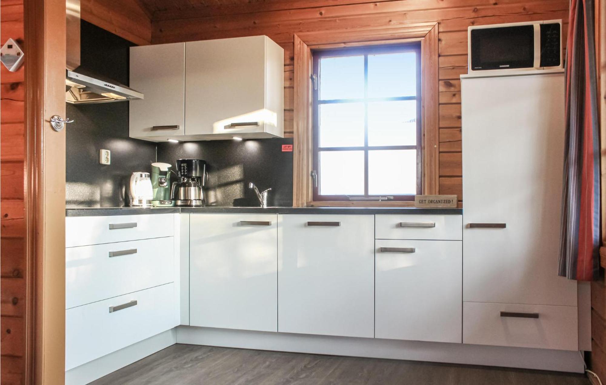 Awesome Home In Gramsbergen With Kitchen Екстер'єр фото